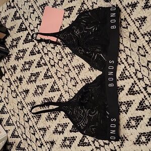 BONDS | Lace Blbralette